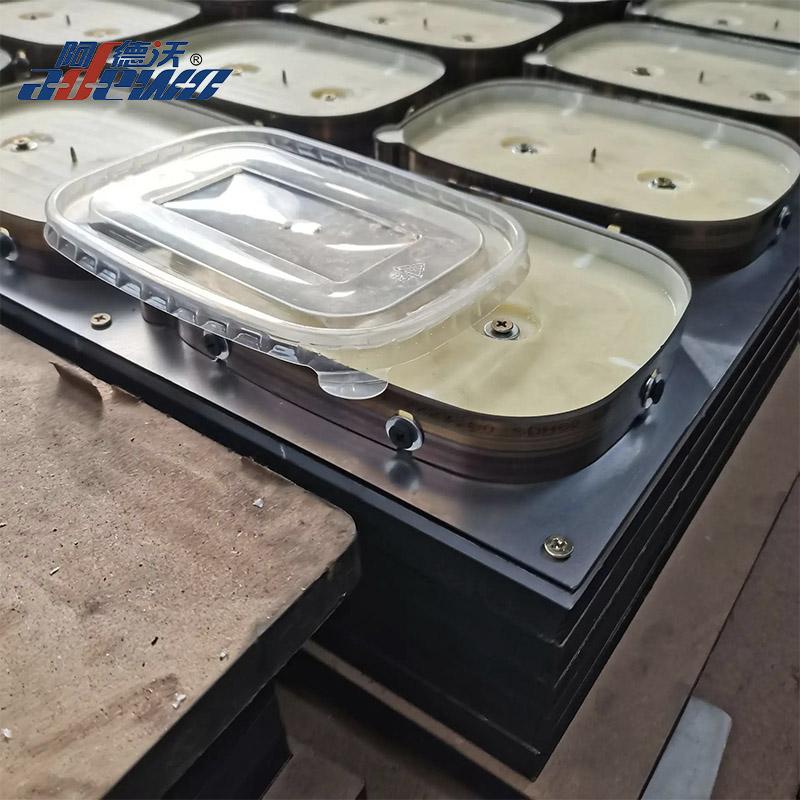 Blister Thermoforming Ford Kəsmə Die Avto Bükücü